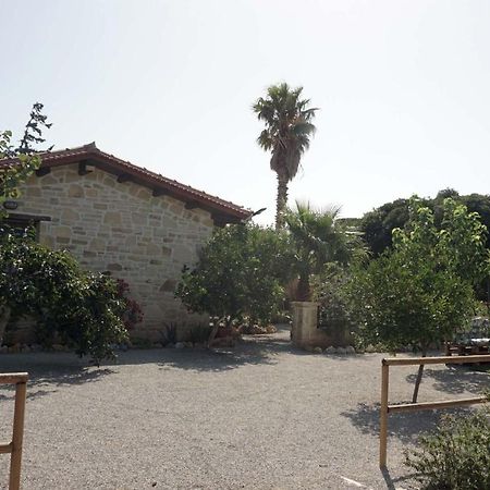 Studio Panagiota - Oasis Holiday Houses Kokkinos Pyrgos Exterior foto