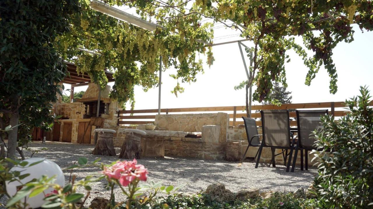 Studio Panagiota - Oasis Holiday Houses Kokkinos Pyrgos Exterior foto