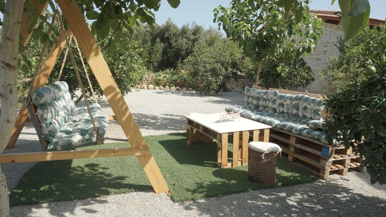 Studio Panagiota - Oasis Holiday Houses Kokkinos Pyrgos Exterior foto